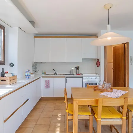 Limonta- Primula! Access To The Lake! Apartment