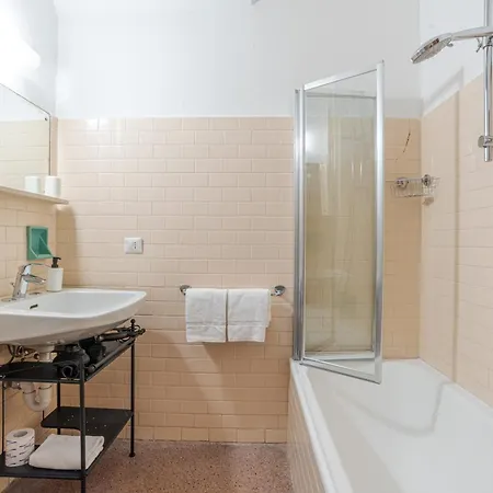 Limonta- Primula! Access To The Lake!