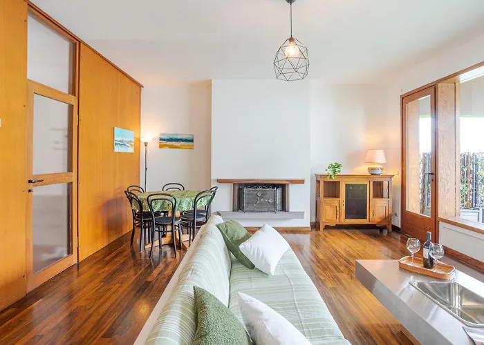 Limonta- Primula! Access To The Lake! Lägenhet *