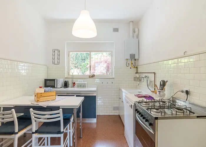 Limonta- Primula! Access To The Lake! Appartement *