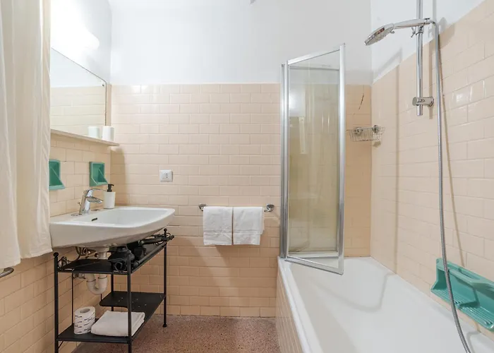 Limonta- Primula! Access To The Lake!