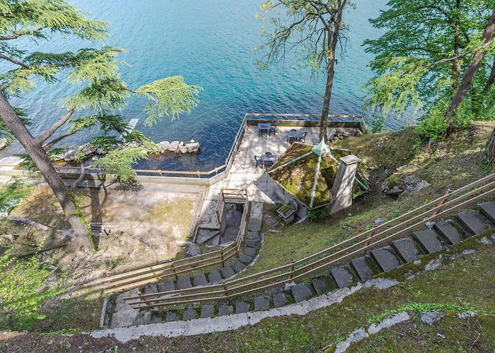 Limonta- Primula! Access To The Lake! *